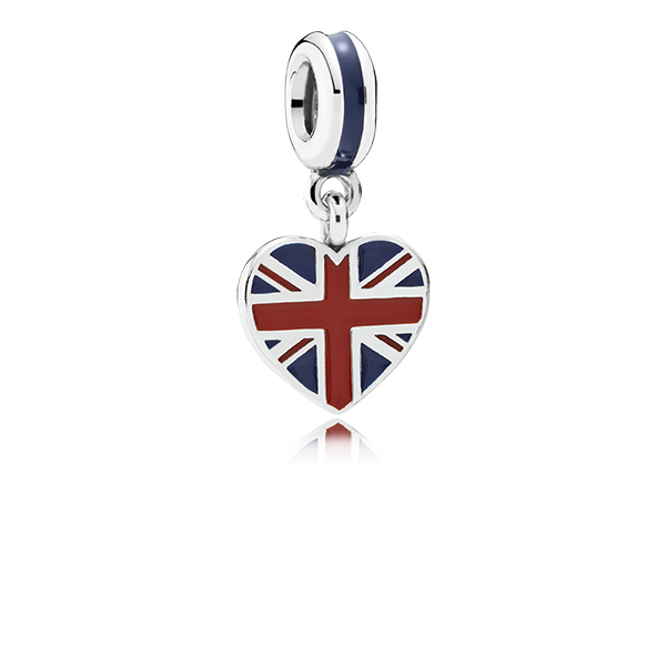 Great Britain Heart Flag Pendant Charm